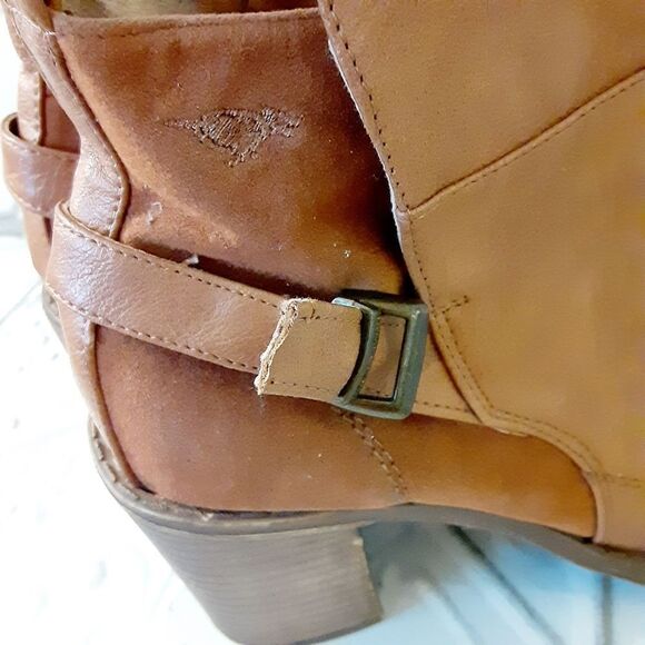 ROCKET DOG VINTANGE Y2K CHUCKY HEEL CAMEL COLOR BOOTIES SZ 6 - Picture 8 of 15